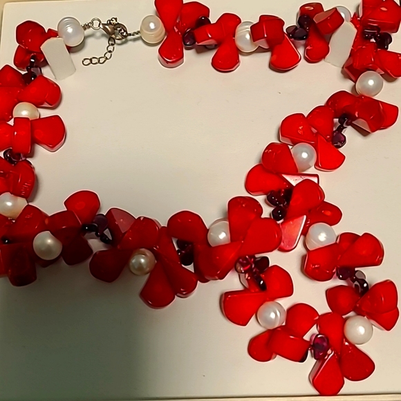 Red Gem necklace - Picture 3 of 3